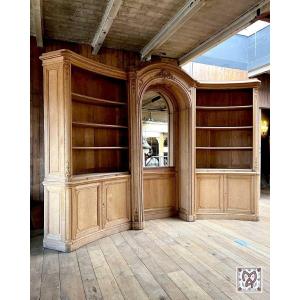 Bibliothèque en boiserie de chêne, ensemble d’angle de style Louis XV