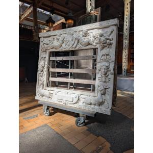 Pair Of Monumental Stucco Frames With Renaissance Decoration, 196 X 176 X 13 Cm