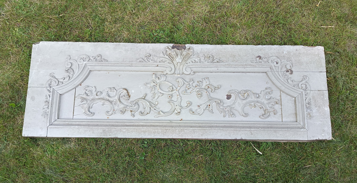 Louis XV Woodwork Element Above Door