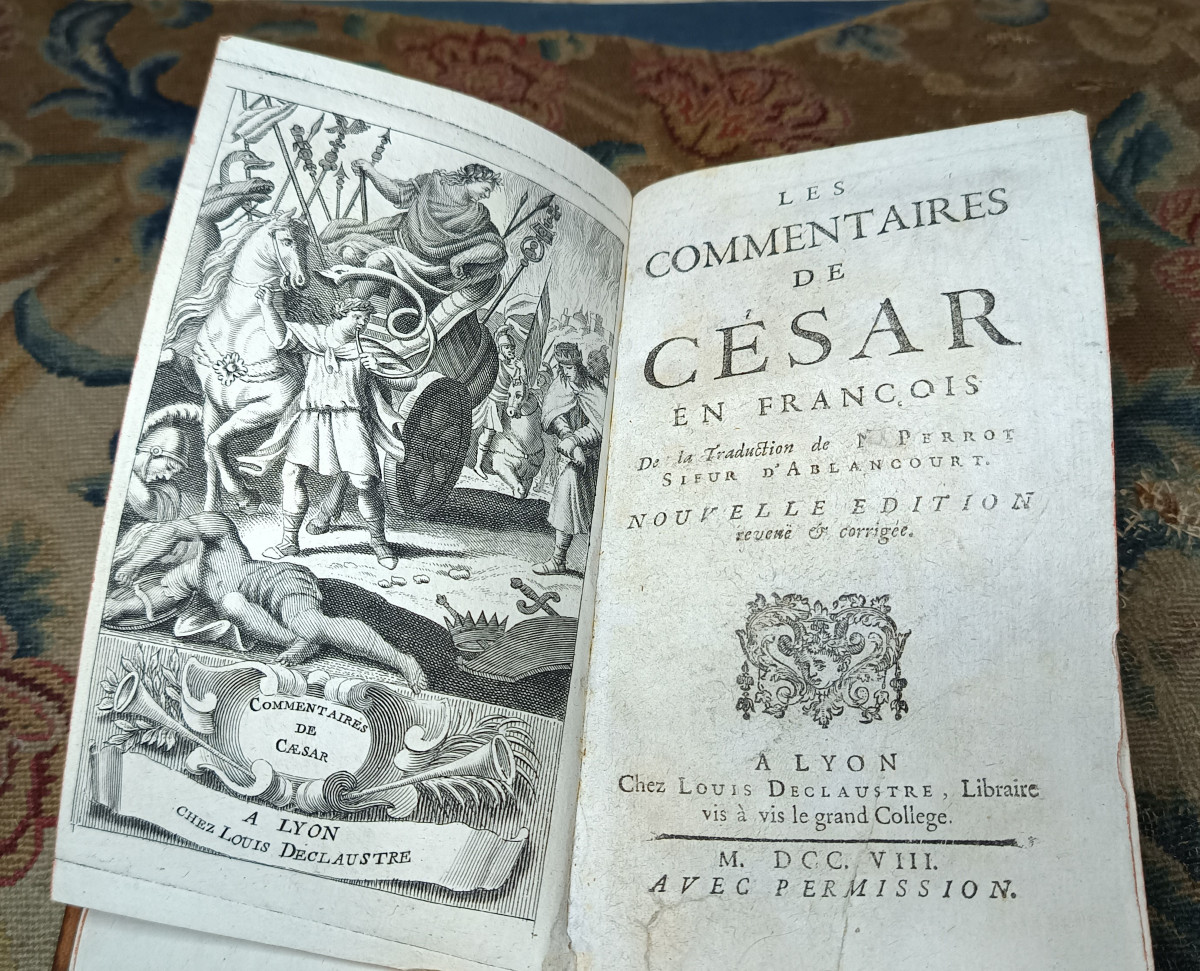 Livre "Les commentaires de César" 1708