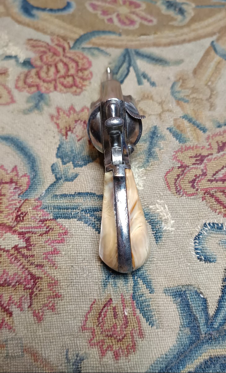 Révolver de type British Bulldog calibre 320 époque fin XIXème-photo-3