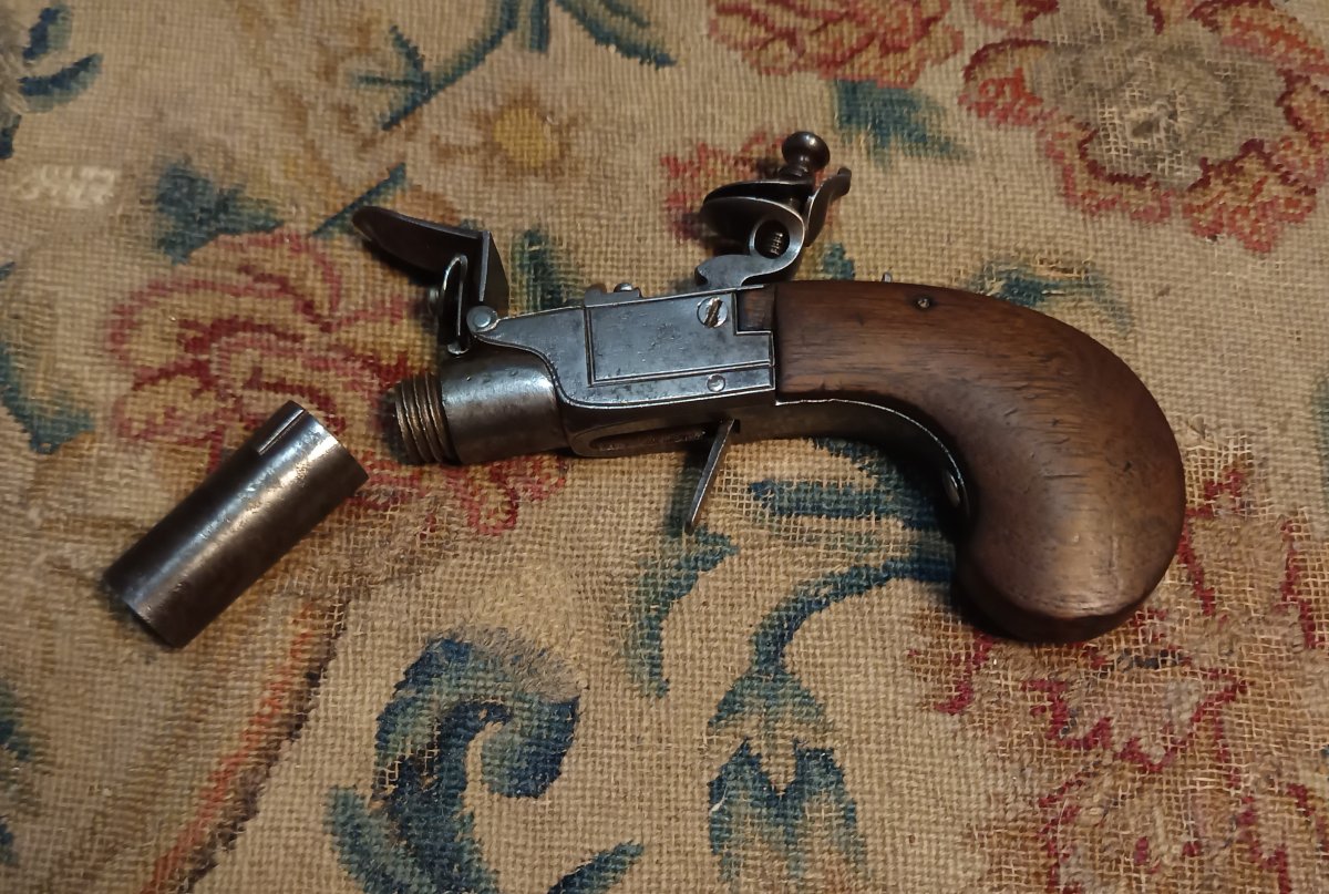 Petit pistolet à silex à coffre et balle forcée-photo-4
