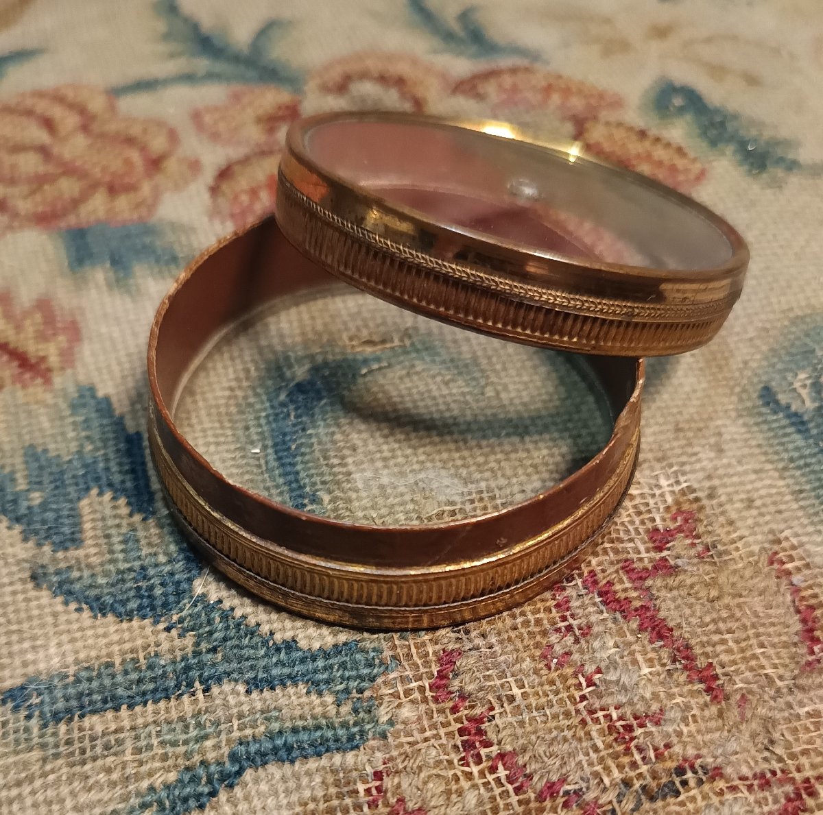 Petite boîte ronde de confiseur époque Restauration-photo-3