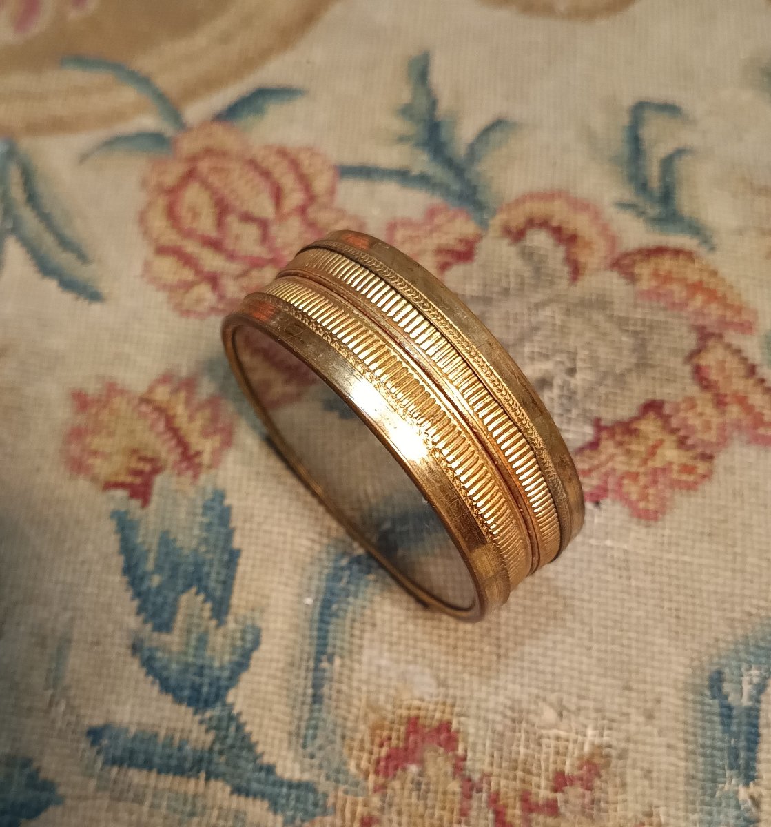 Petite boîte ronde de confiseur époque Restauration-photo-4