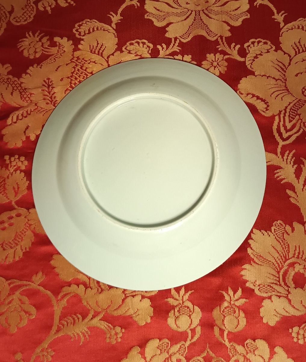 Assiette en porcelaine de Chine de la Cie des Indes Portugaises aux armes époque XVIIIe-photo-3