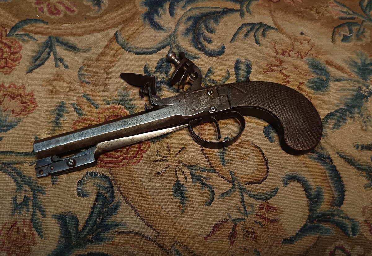 Chamber-type Flintlock Pistol With Retractable Bayonet, England, Late 18th Century 