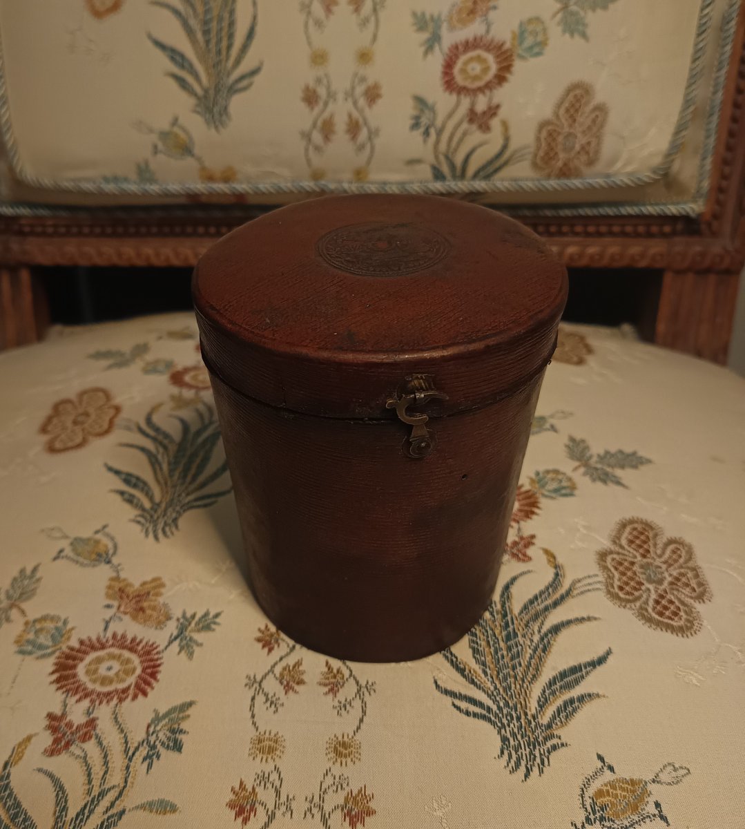 Glass Or Goblet Case From The Late 18th Or Early 19th Century-photo-2