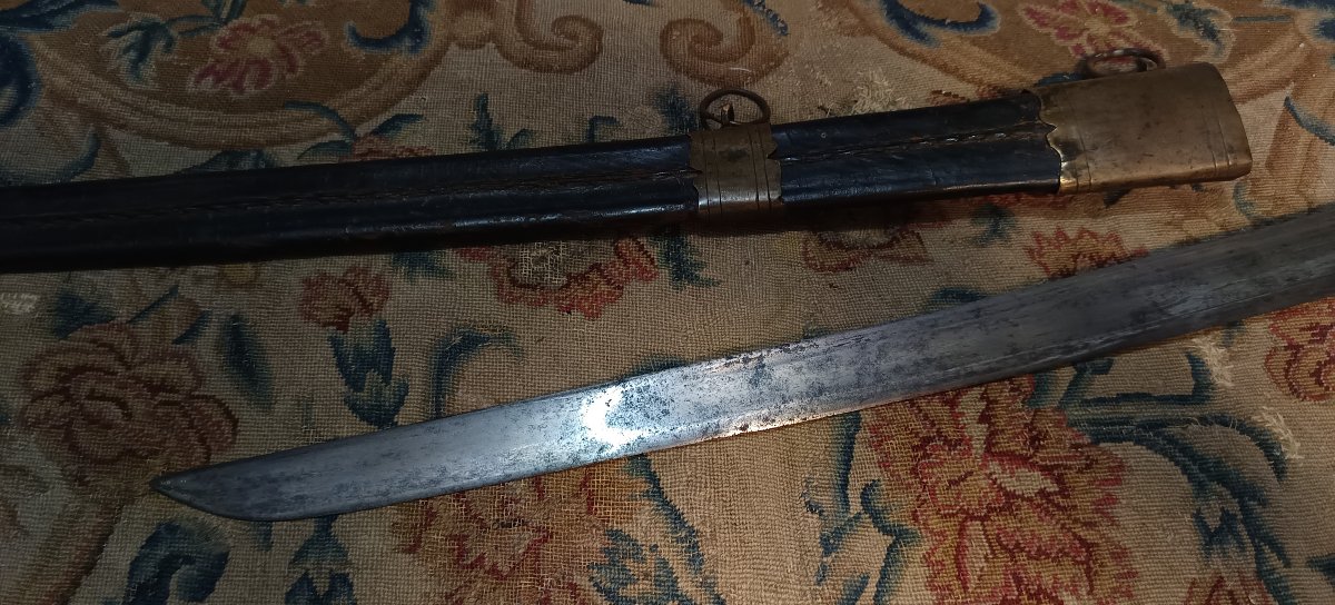 Rare Officer's Saber With A Twisted Hilt From The Late Reign Of Louis XVI, Featuring A Royalist Emblem-photo-4