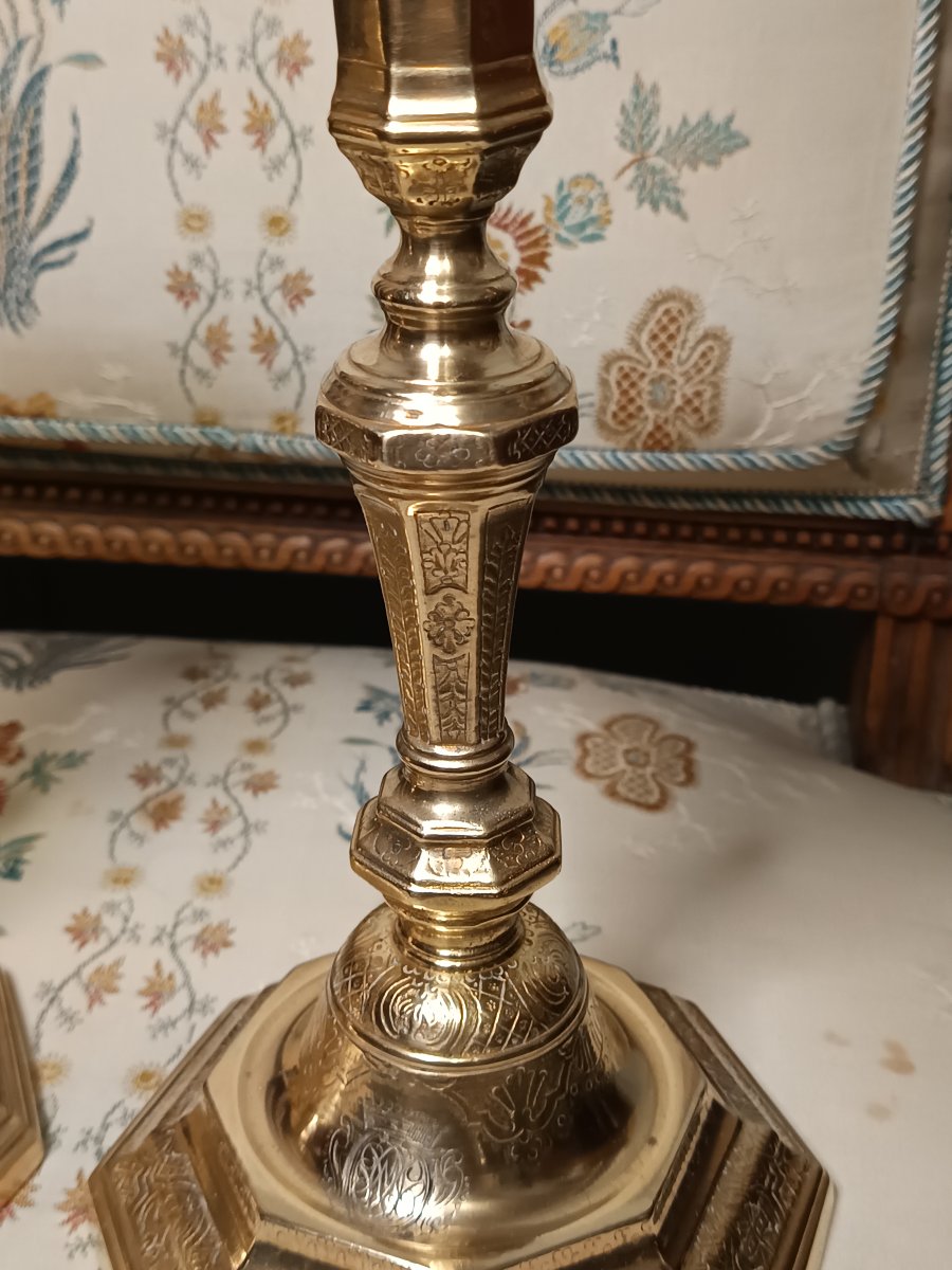 Pair Of Louis XIV- Or Regency-period Candlesticks, Monogrammed Beneath A Count's Crown-photo-1