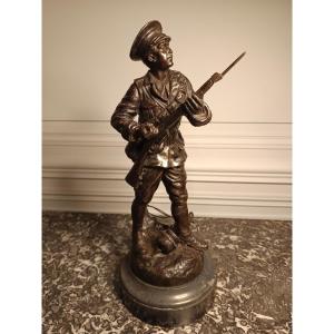 Régule représentant un soldat britannique de 14/18