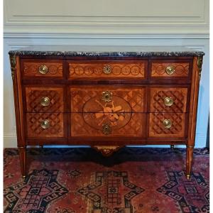 Commode en marqueterie de style Louis XVI dans le goût d'André Mailfert époque XXème
