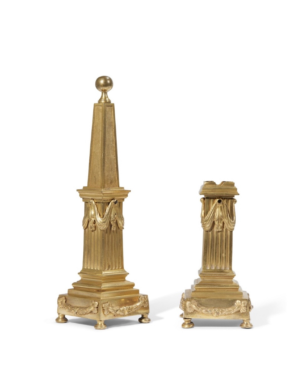 Pair Of Column-shaped Candlesticks -photo-4