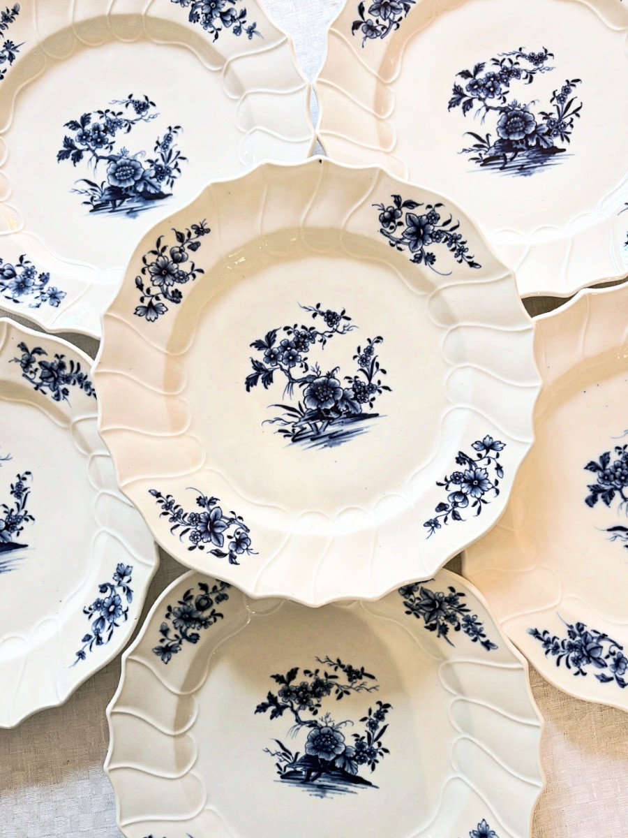 Set Of Twelve Soft-paste Porcelain Plates From Tournai