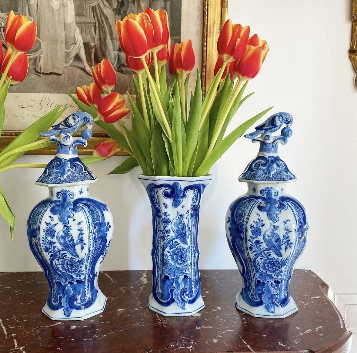 Garniture de vases en faïence de Delft-photo-2