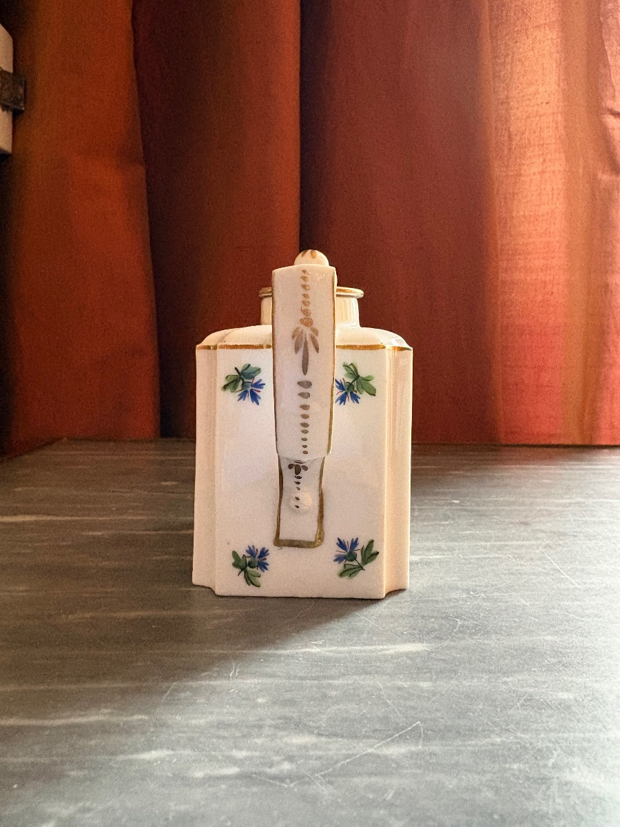 Selfish Teapot In Paris Or Niderviller Porcelain, Decorated With Cornflowers -photo-2