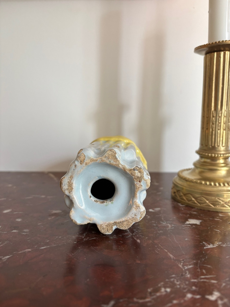 A Brussels Earthenware Shaker In The Shape Of A Bunch Of Asparagus-photo-3