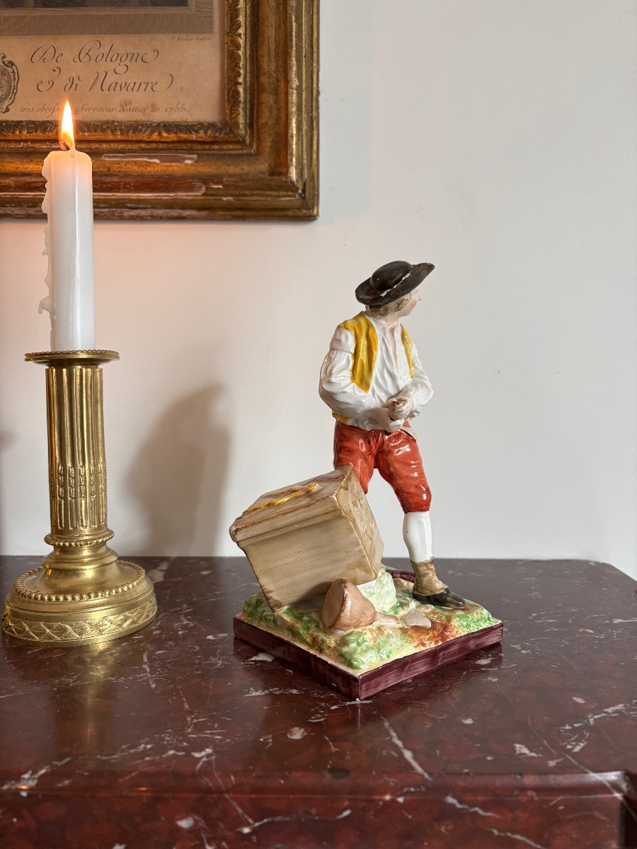Lunéville Earthenware Statuette Of A Stonemason-photo-2