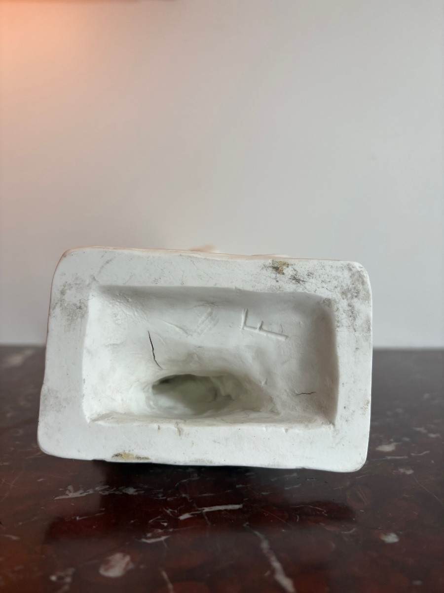 Le jeune suppliant en biscuit de porcelaine de Sèvres -photo-3