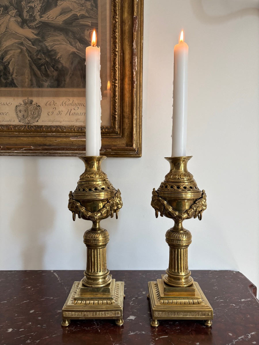 Pair Of Candlesticks/cassolettes With Lion Heads-photo-2