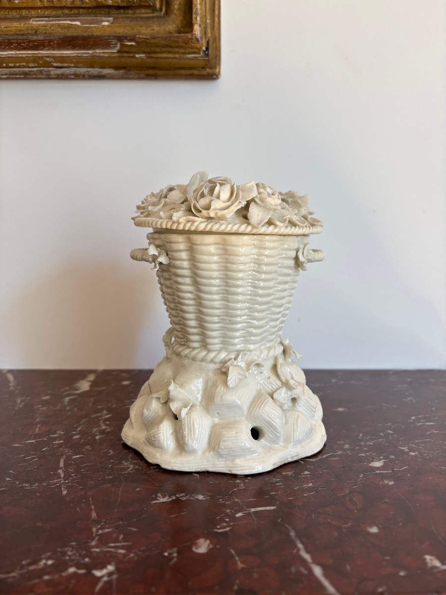 Saint Cloud Soft-paste Porcelain Potpourri