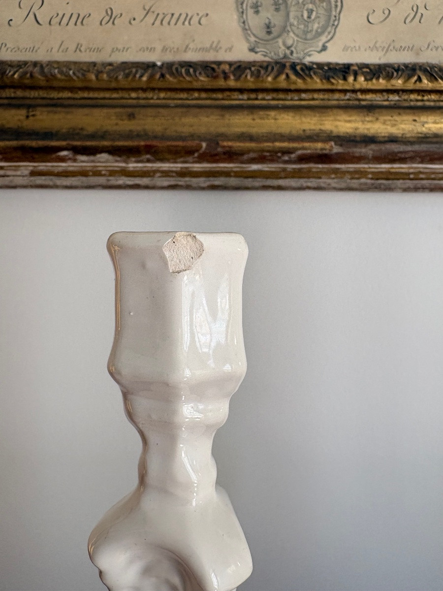 Suite Of Four White Earthenware Torches-photo-3