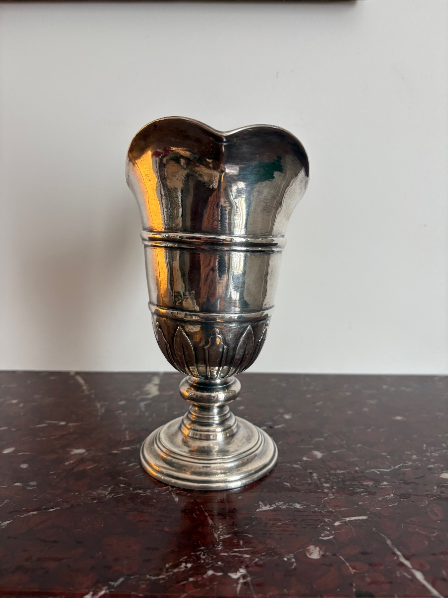 Aiguière casque en métal doublé d’argent du début du XVIIIe siècle -photo-3