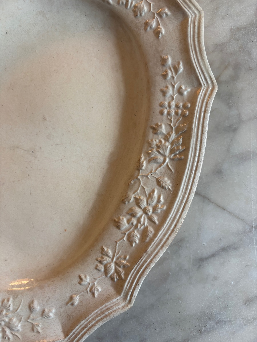 Fine Earthenware Dish, Made At The Pont-aux-choux Factory-photo-2