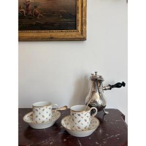 Pair Of Parisian Porcelain Cups, Made At The Clignancourt Factory By The Count Of Provence