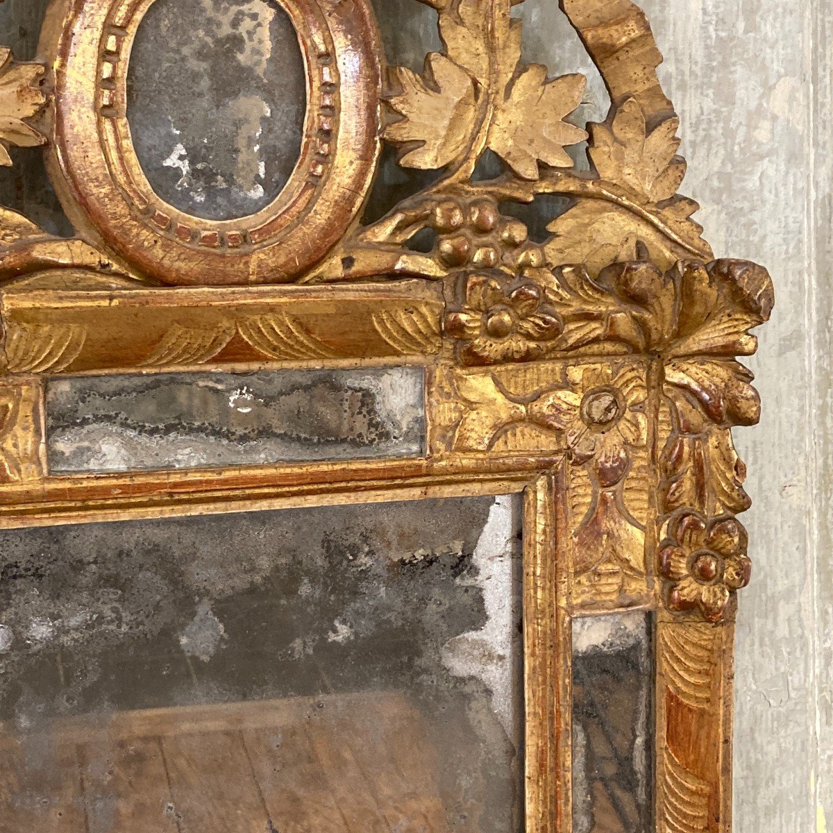 18th Century Glazing Beads Mirror-photo-1