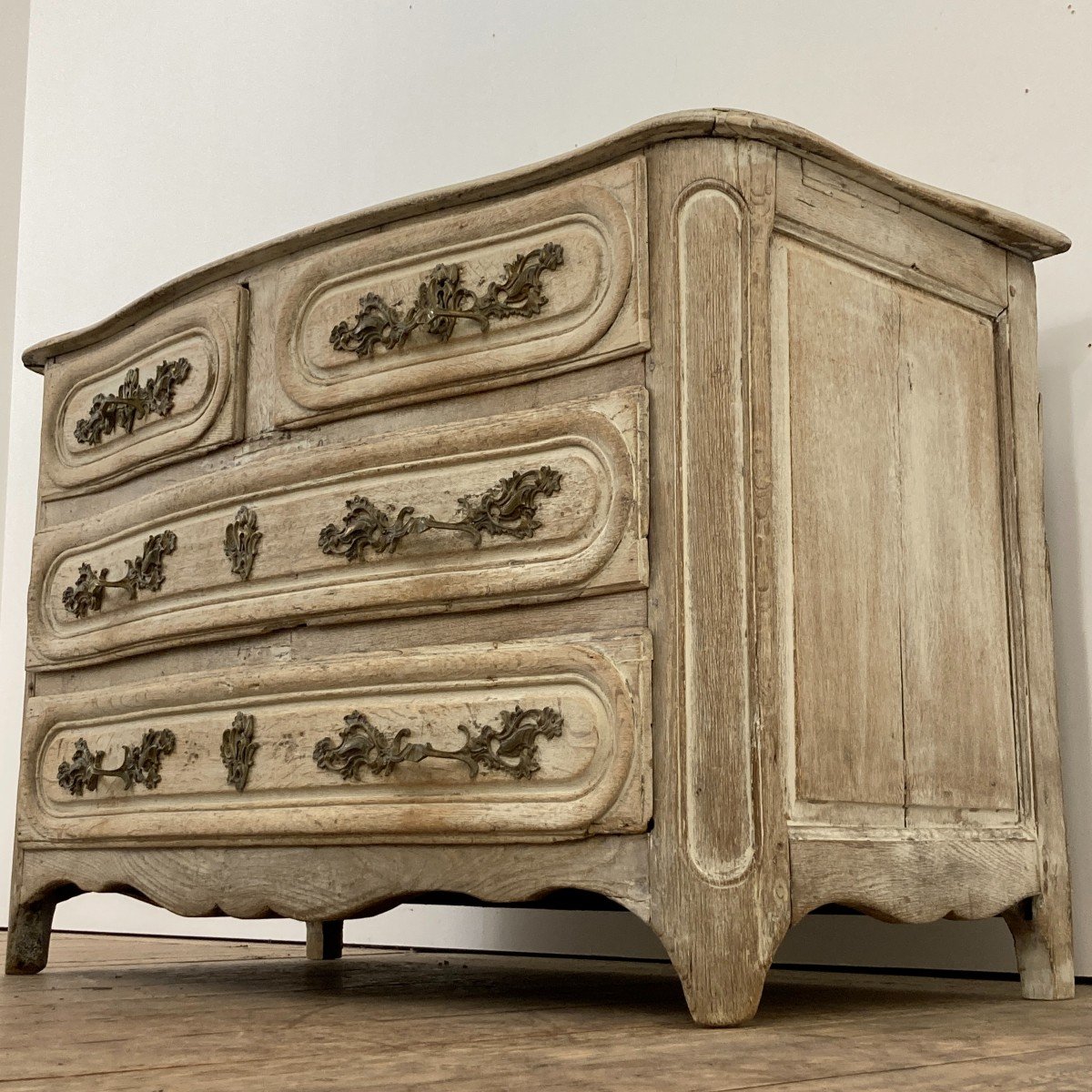 18th Century Chest Of Drawers-photo-3