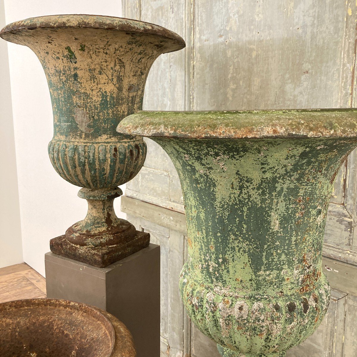 Three Large Medici Vases In Cast Iron XIX-photo-3