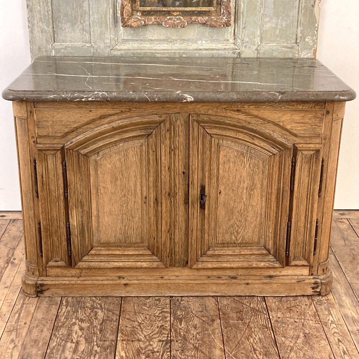 Early 18th Century Hunting Buffet-photo-3