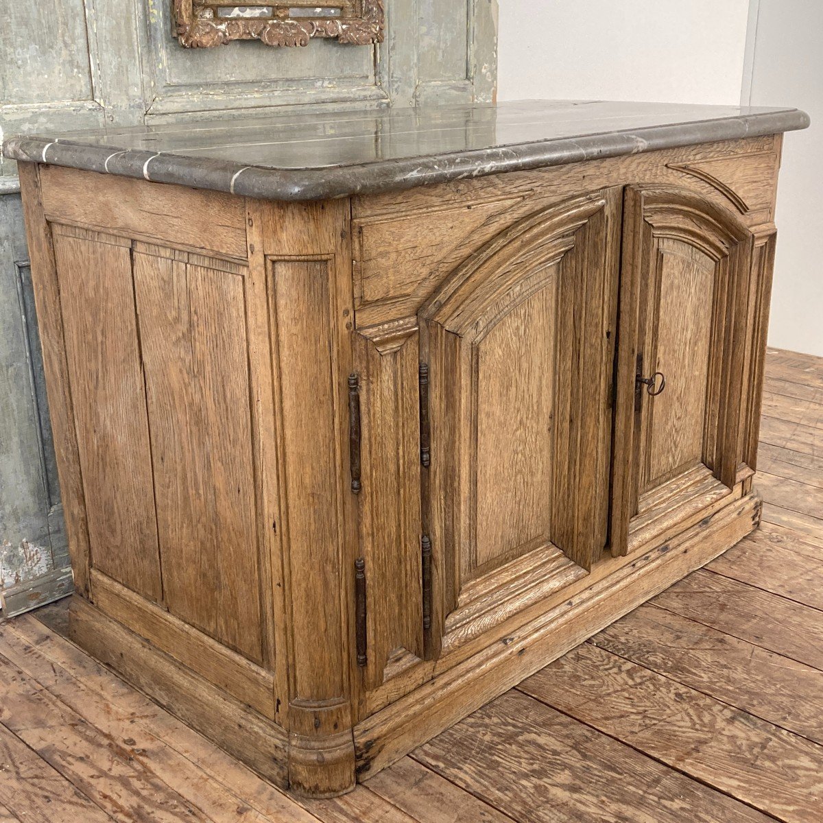 Early 18th Century Hunting Buffet-photo-3