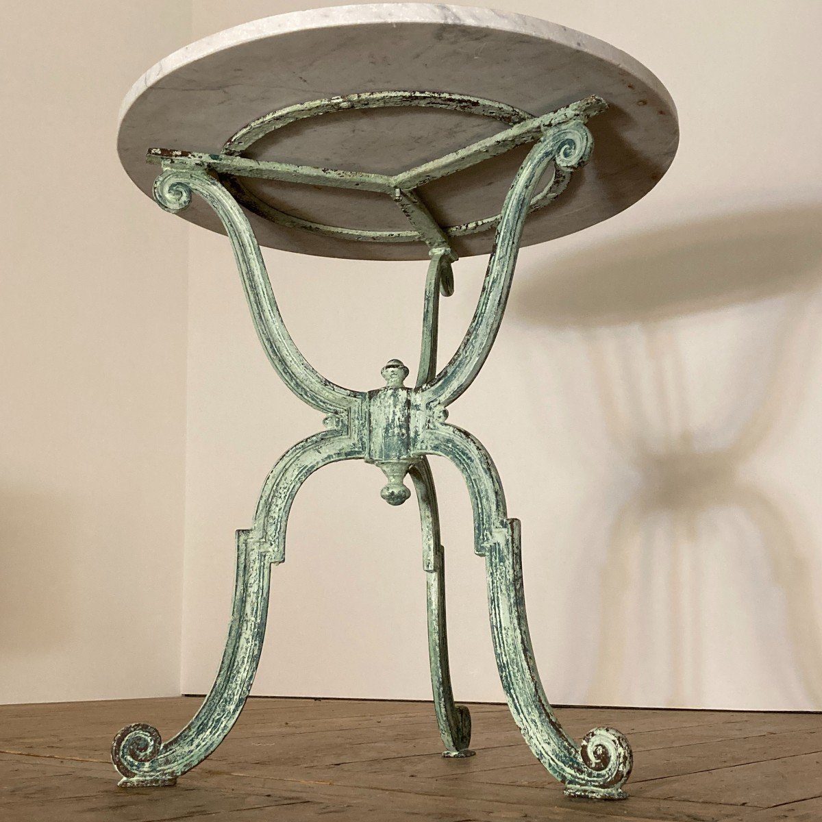 XIX Cast Iron Pedestal Table-photo-2