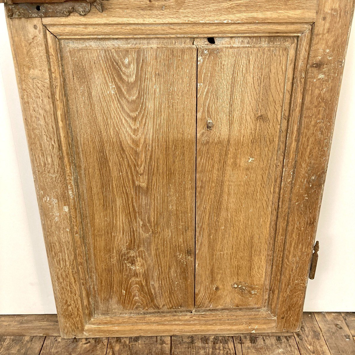 XVIII Communication Door-photo-2