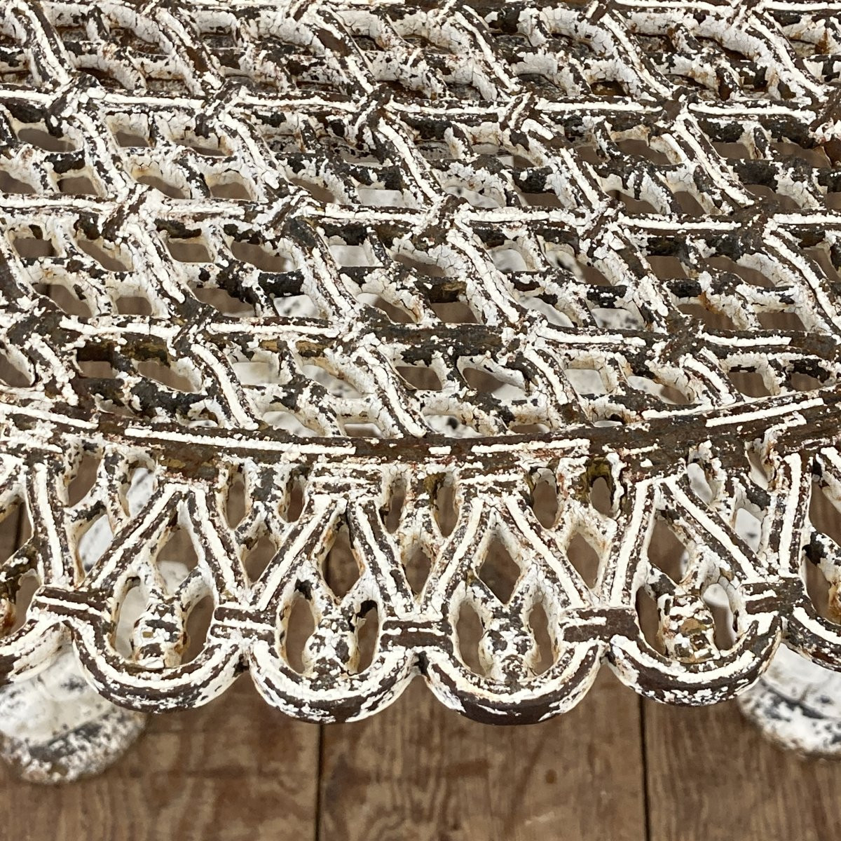 19th Century Openwork Cast Iron Pedestal Table-photo-4