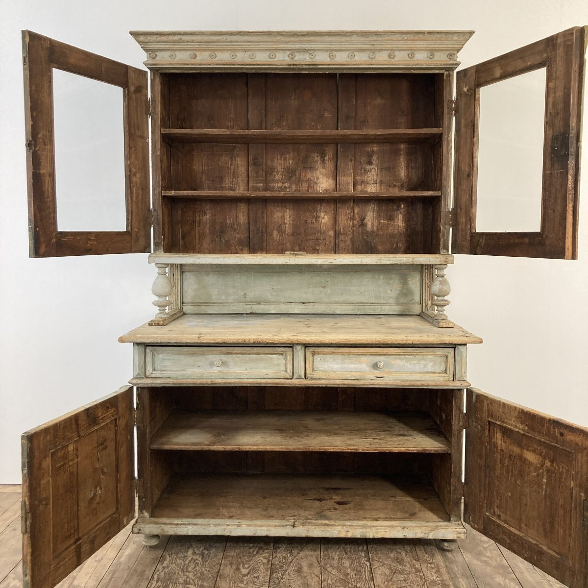 19th Century Painted Two-part Glass Sideboard-photo-3