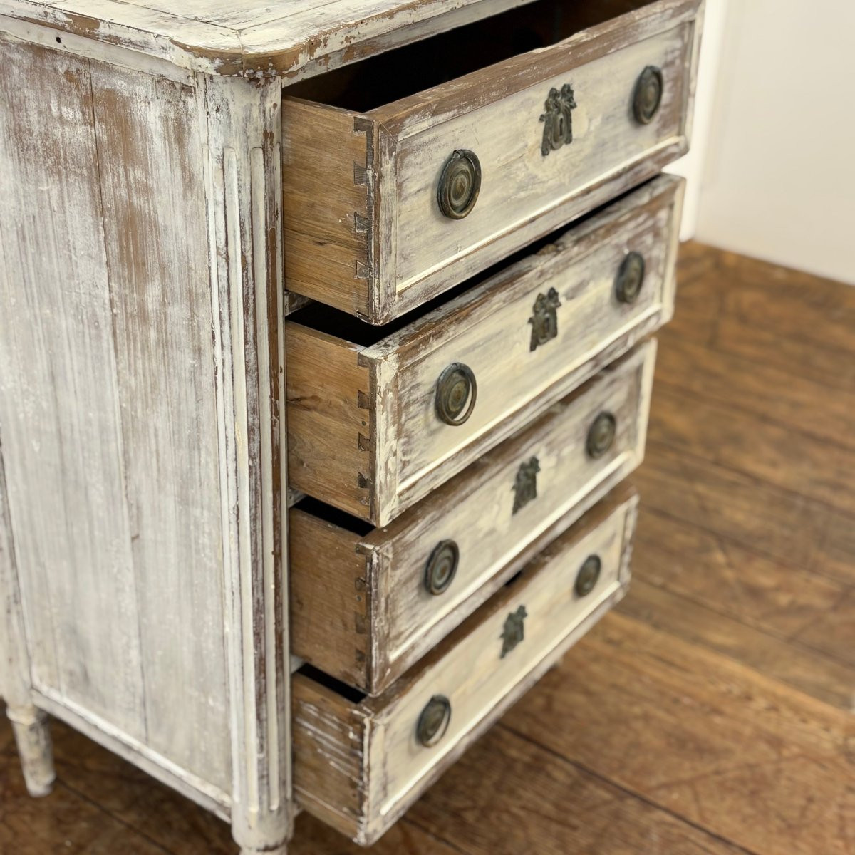 Demie commode d'époque Louis XVI-photo-3
