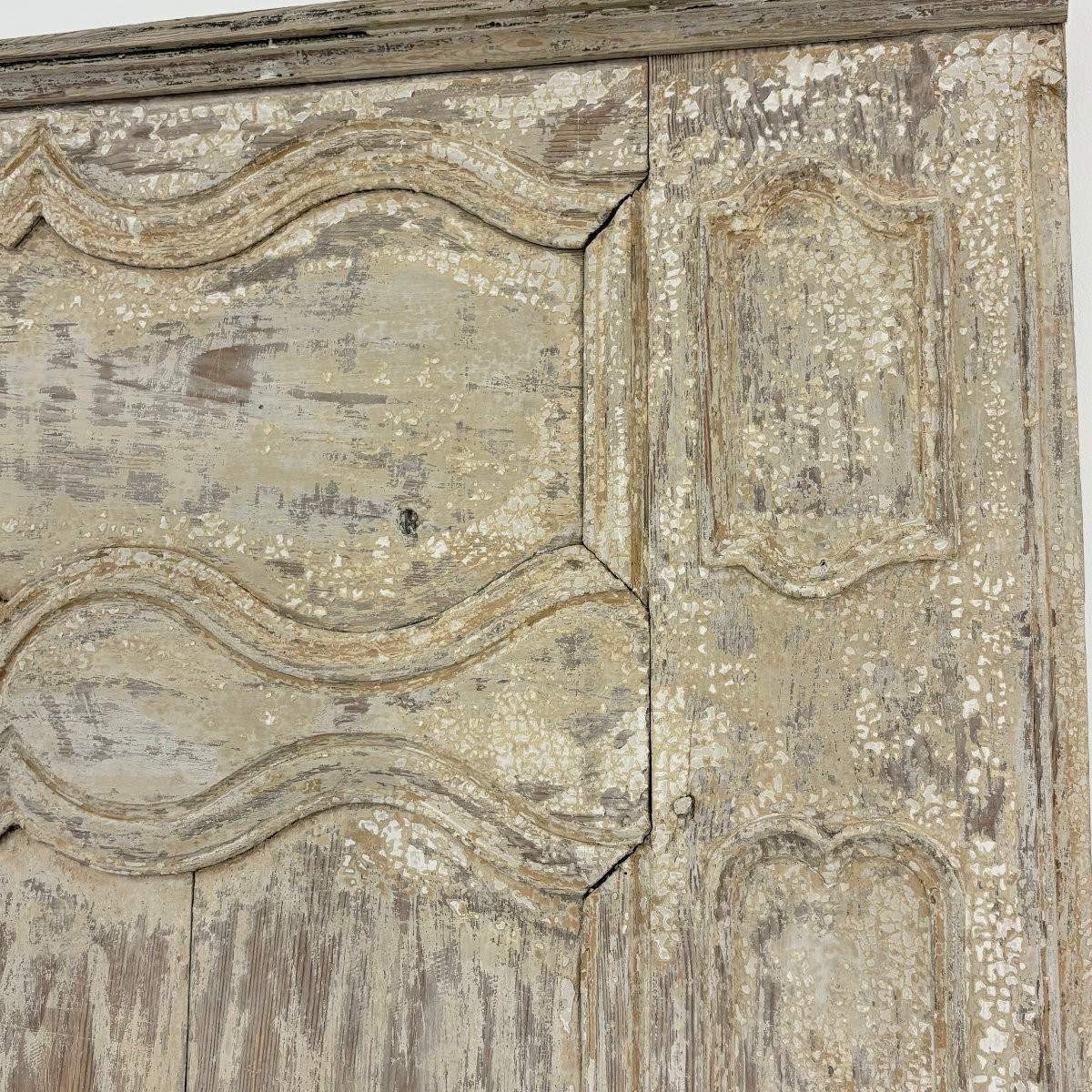 Wood Paneling, 18th Century Trumeau-photo-2