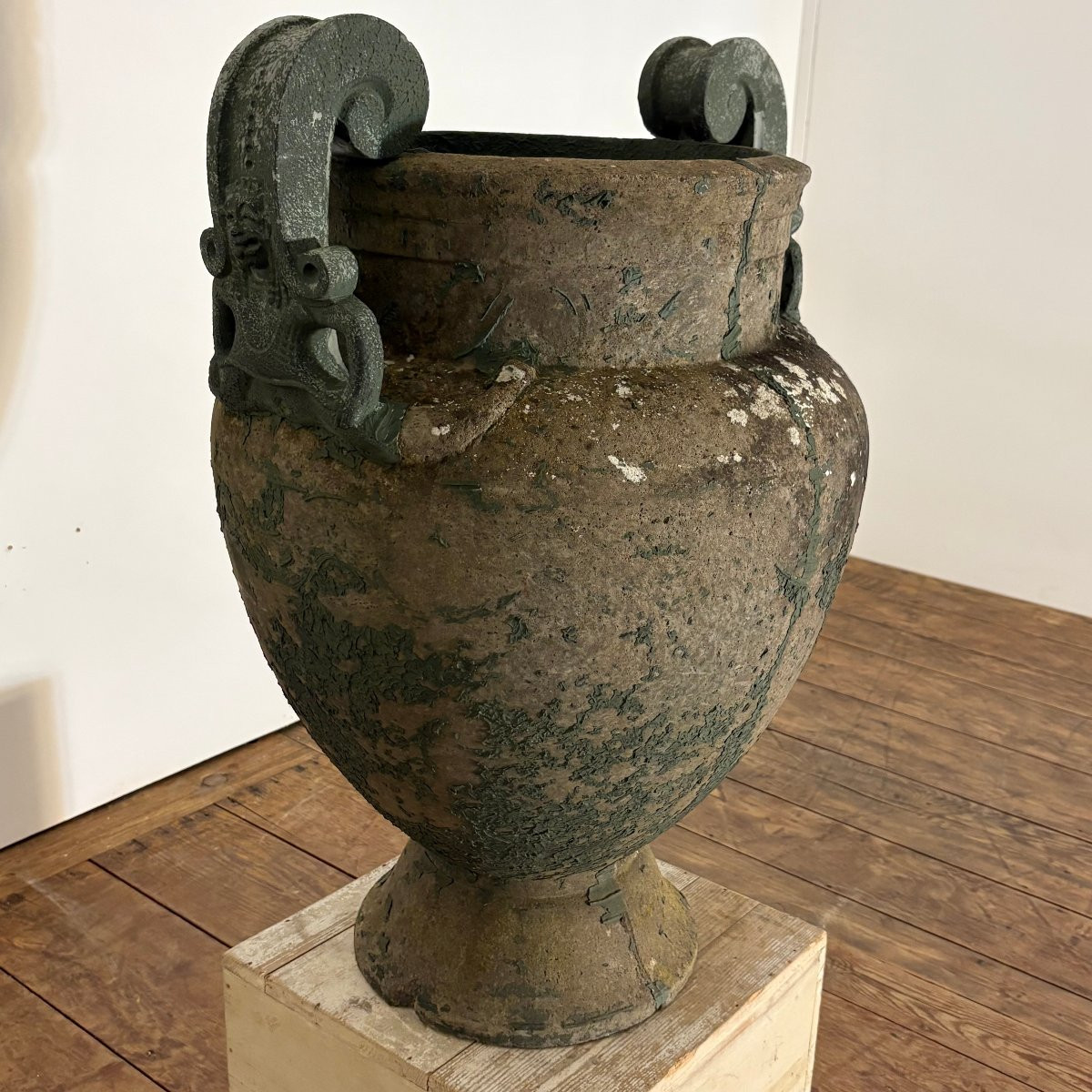 Grand vase à l'antique-photo-4