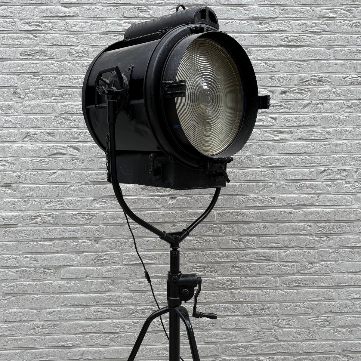 Large Cinema Projector Mole Richardson-photo-4