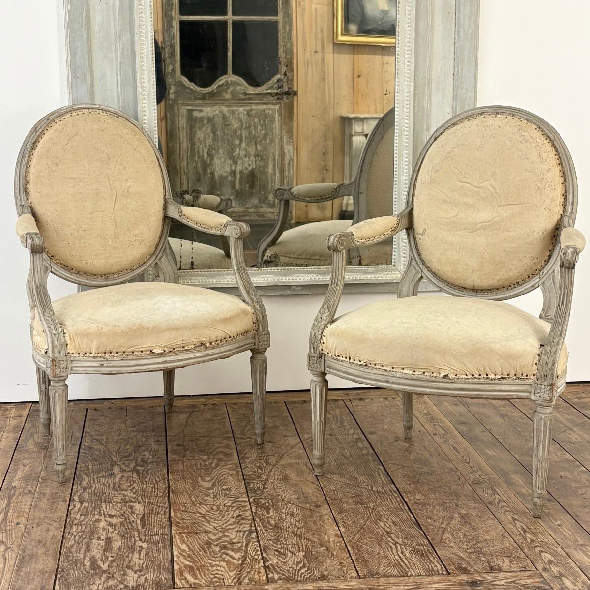 Paire de sièges d'époque Louis XVI