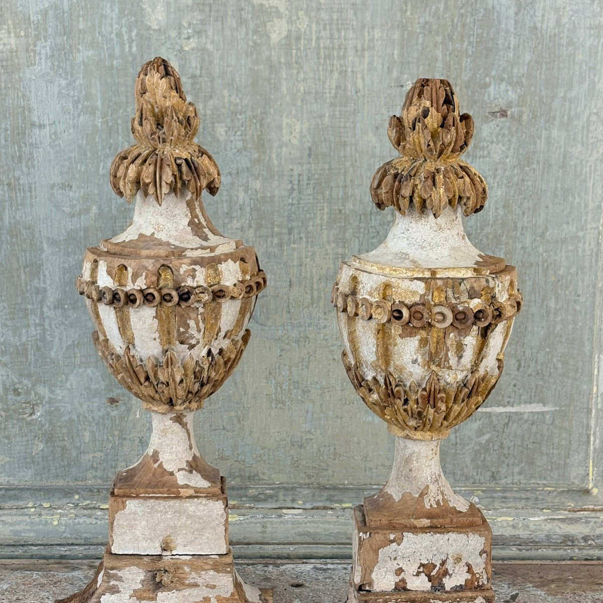 Pair Of 18th-century Fire Pots-photo-4