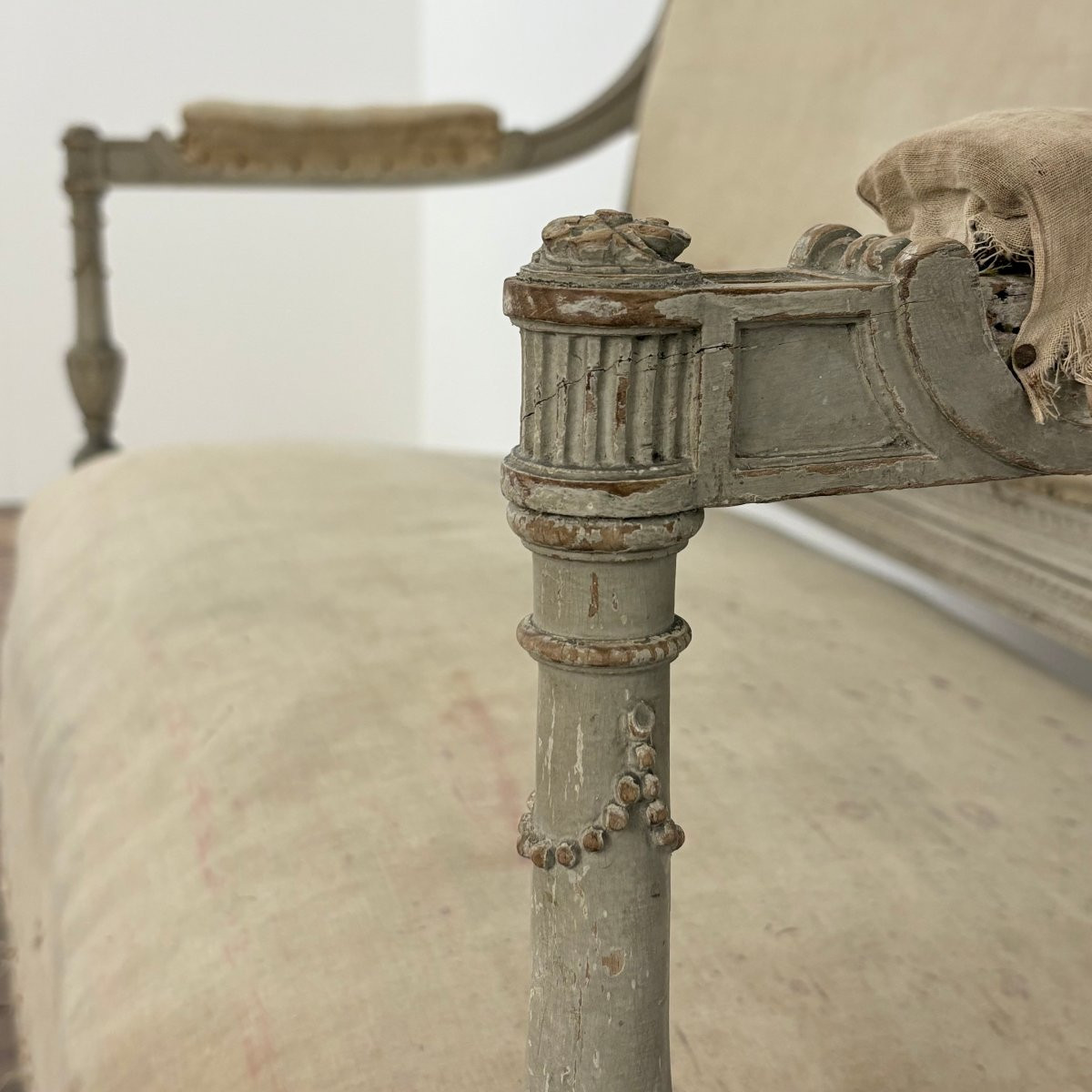 Petit canapé Louis XVI-photo-5