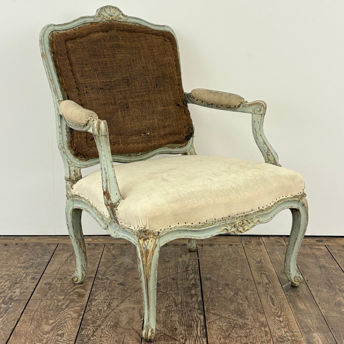 Large Louis XV Period Queen's Chair-photo-5