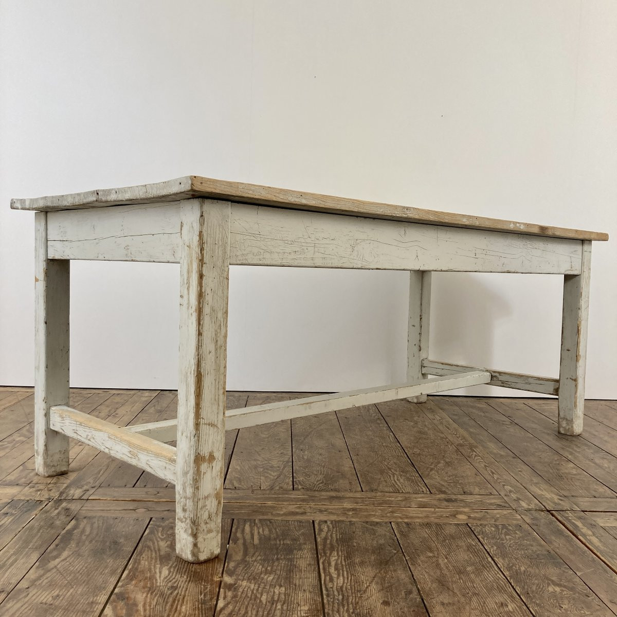 Table XIX-photo-4