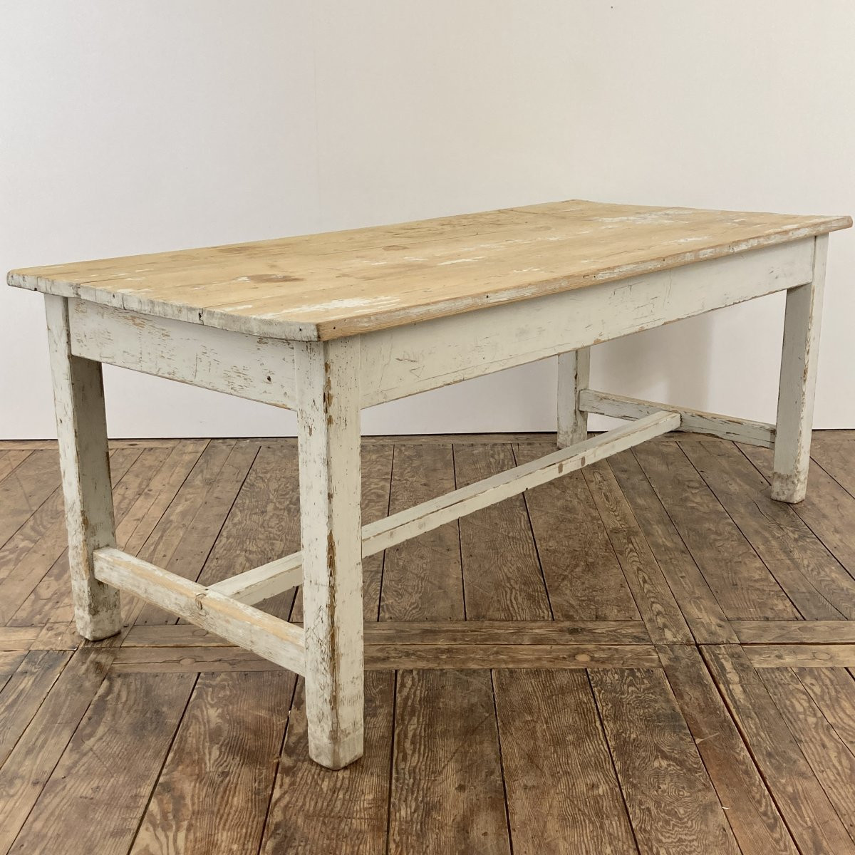 Table XIX-photo-8