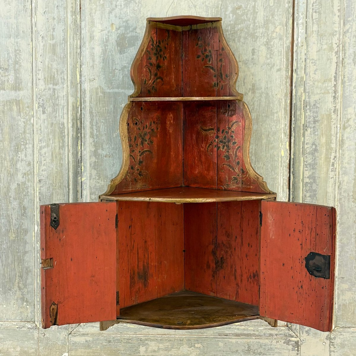 Petite étagère d'angle au vernis Martin XVIII-photo-3