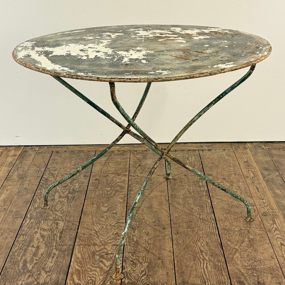 Table de jardin en fer forgé riveté XIXe-photo-2