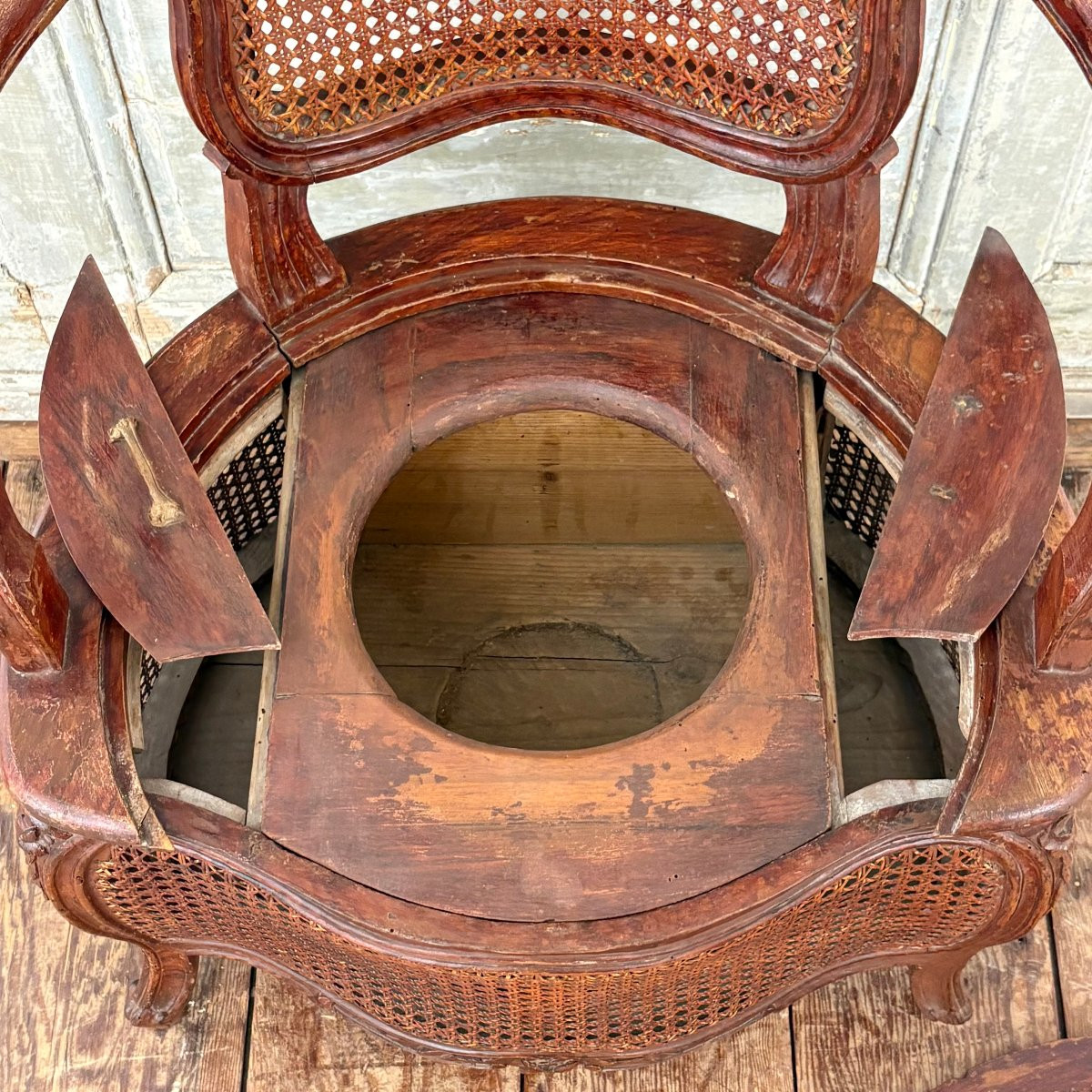 Siège d'aisance d'époque Louis XV attribué à Nogaret-photo-3